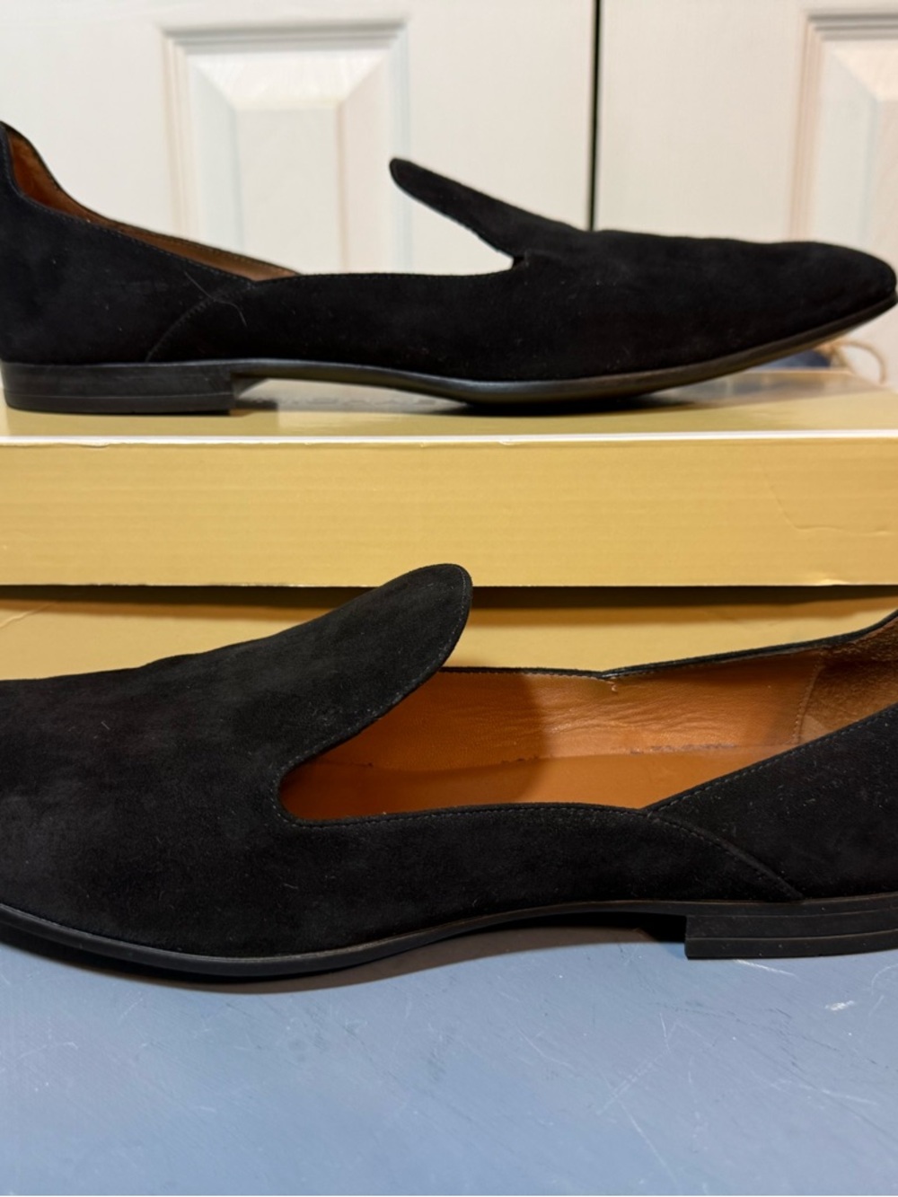 Aquatalia 10.5 Black Suede women’s  Slip-On Loafers